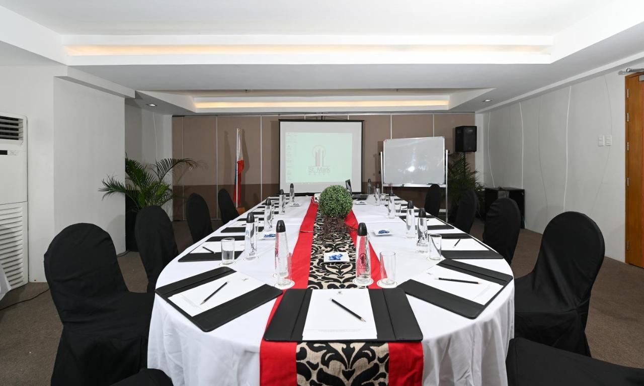 St Mark Hotel Cebu Exterior photo