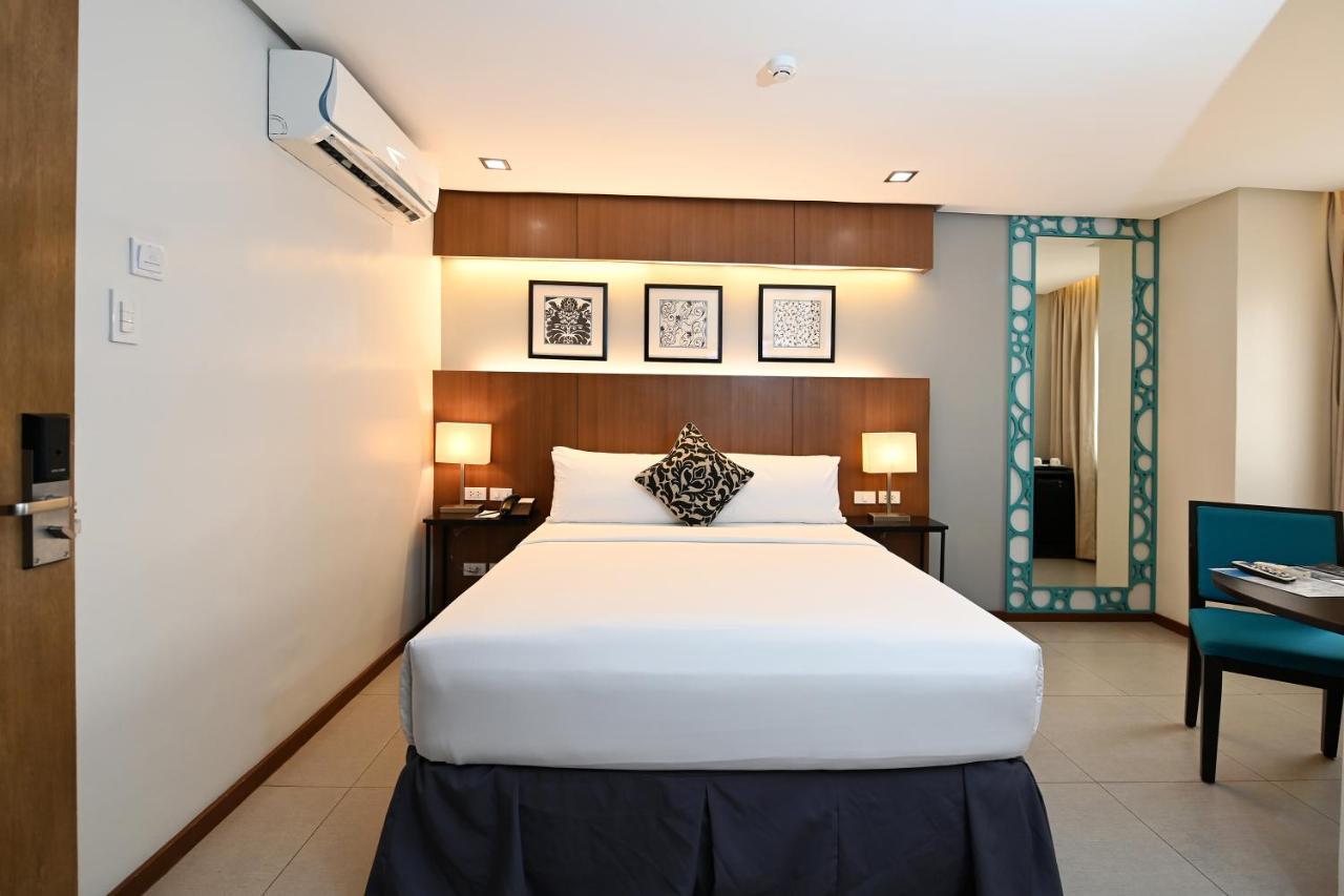 St Mark Hotel Cebu Exterior photo