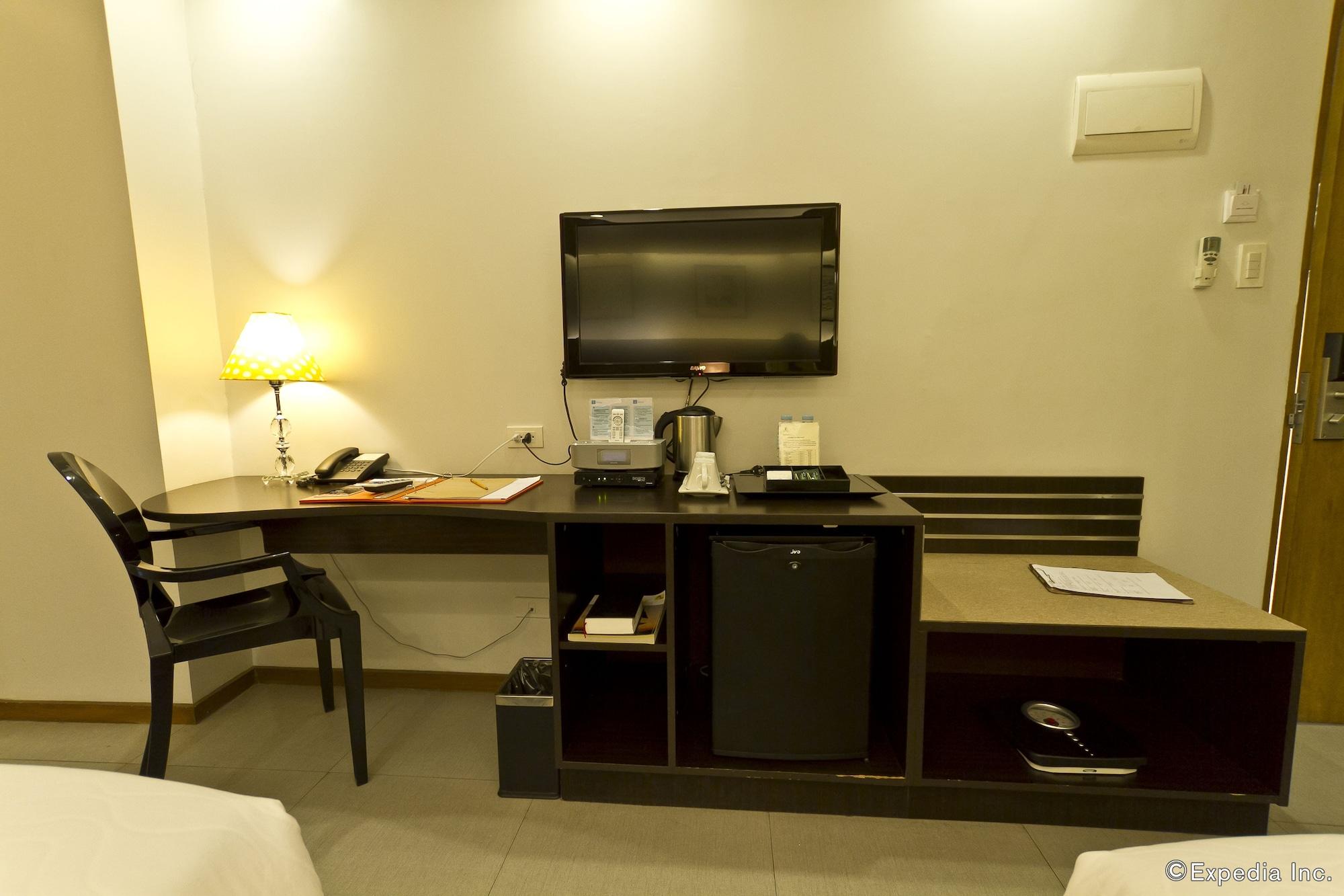 St Mark Hotel Cebu Exterior photo